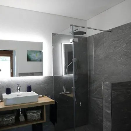 Dom wakacyjny Casa Sognavista By Interhome Brione sopra Minusio